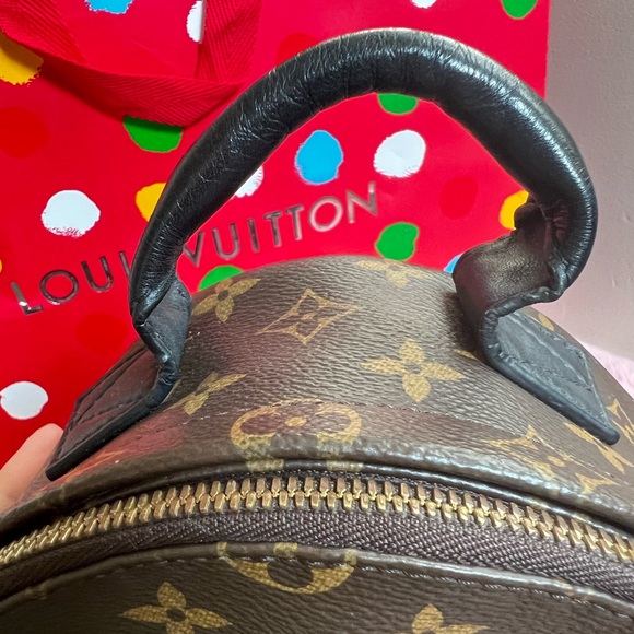 Louis Vuitton Palm Springs PM backpack - Picture 8 of 14